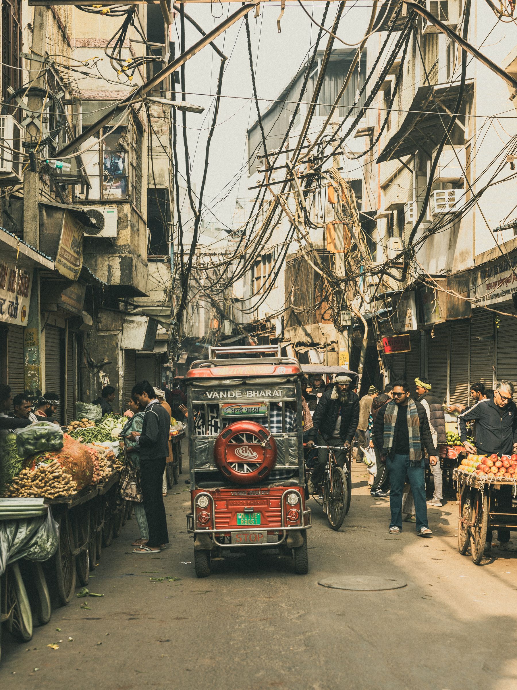 Narrow Produce Market Street